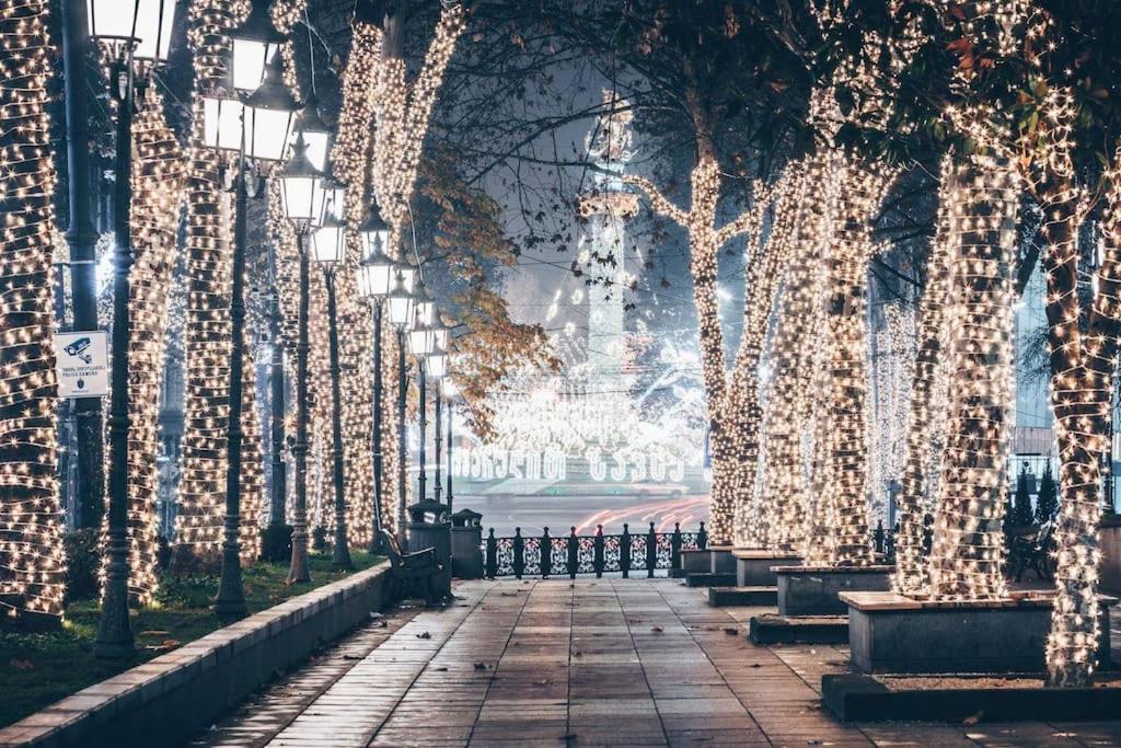 All Seasons Hotel On Freedom Square Tbilisi Eksteriør bilde